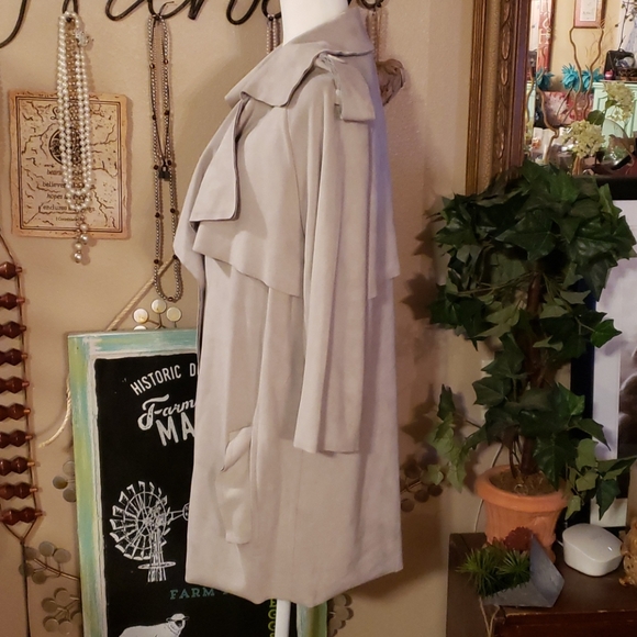 Beautiful Dolce Cabo Jacket - Picture 6 of 7